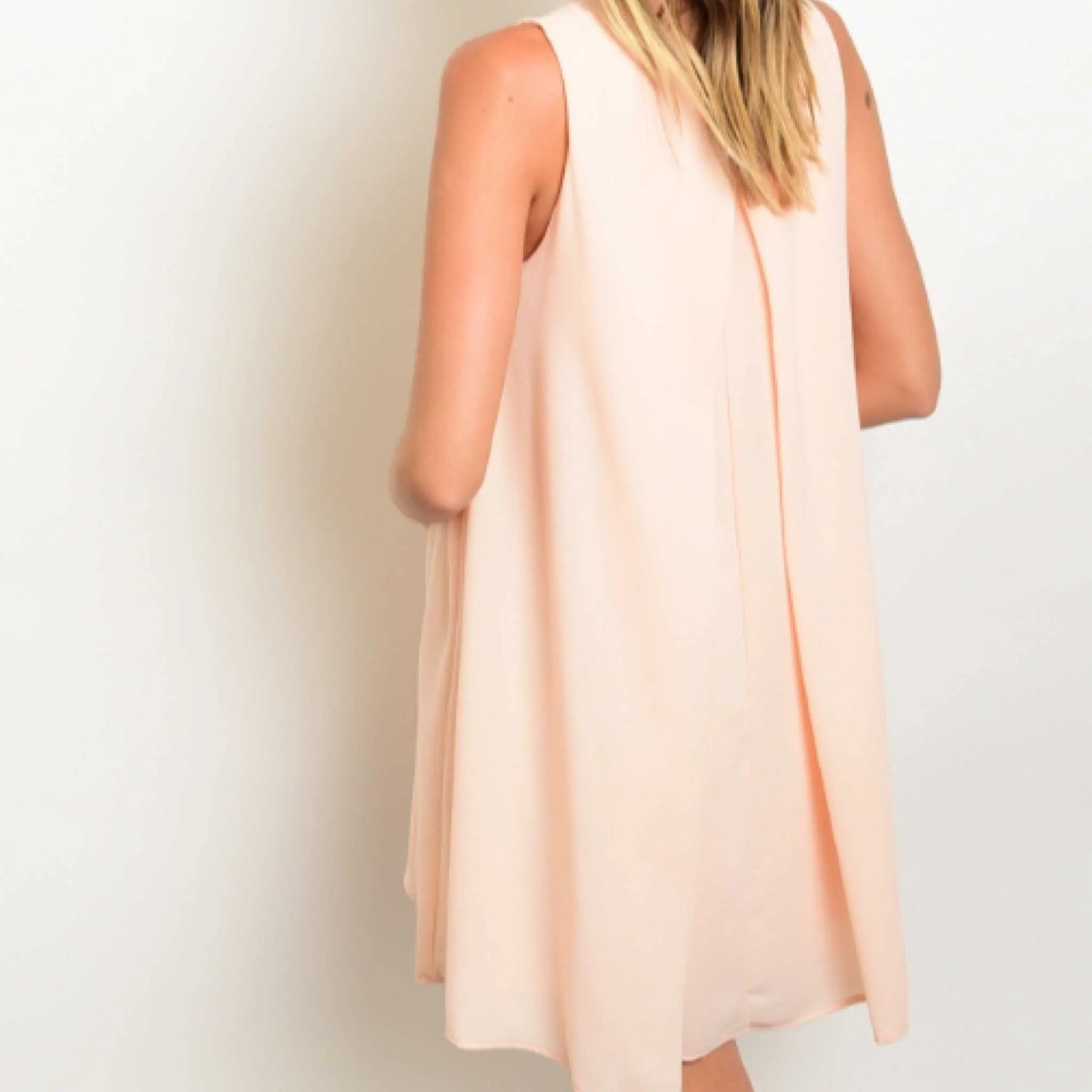 Dreamsicle Peach Solid Key-hole Shift Dress