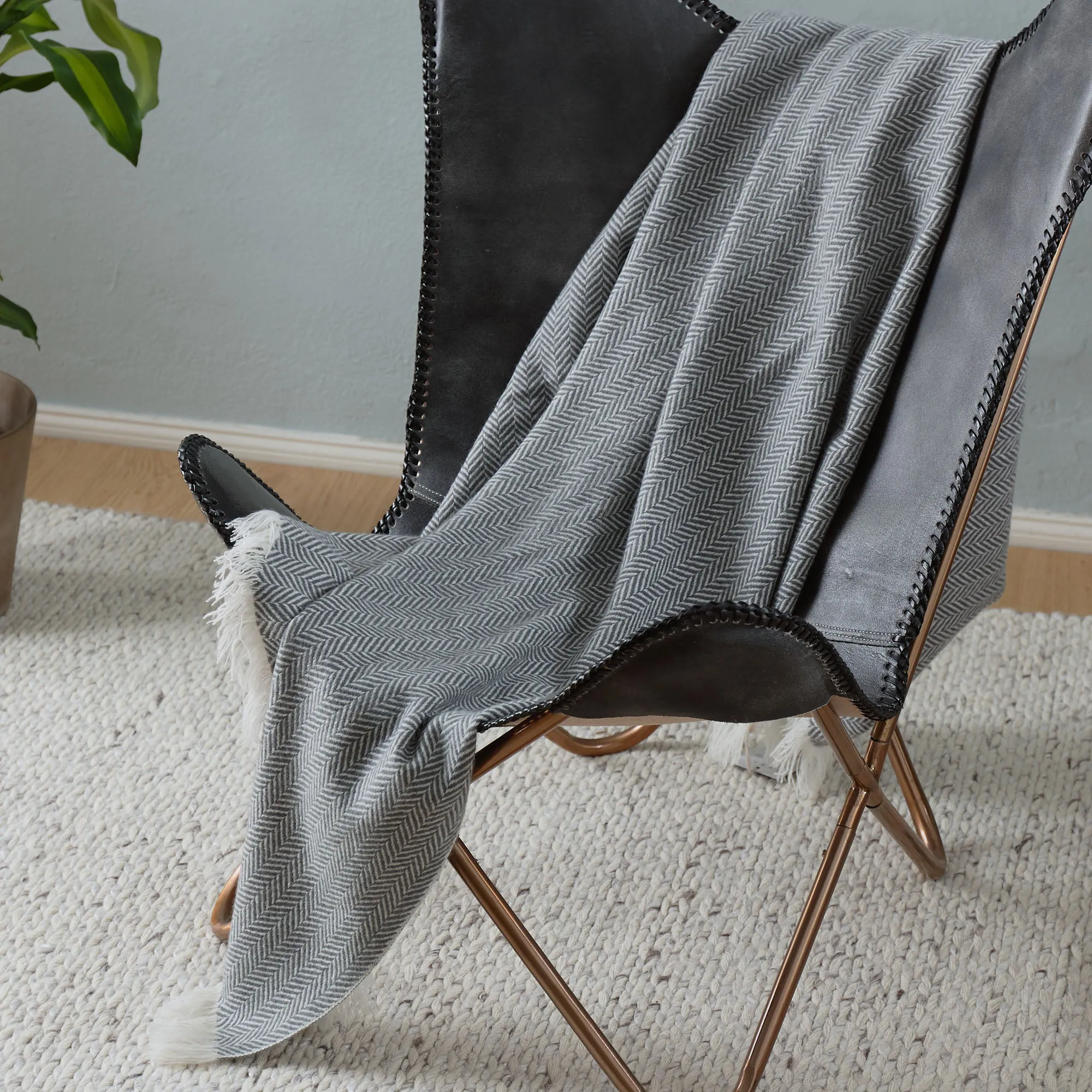 Nerva Cashmere Blanket [Charcoal/Cream]